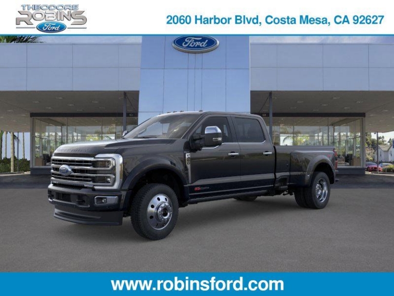 2025 Ford F-450SD Platinum