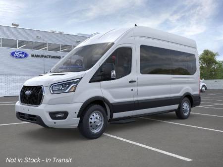 2025 Ford Transit Passenger Wagon XLT
