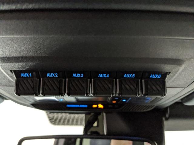 2025 Ford Bronco Heritage First Edition photo 14