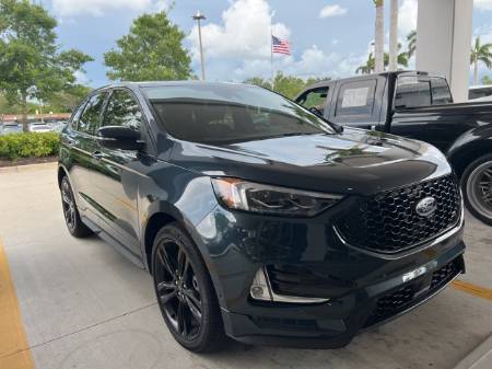 2022 Ford Edge ST