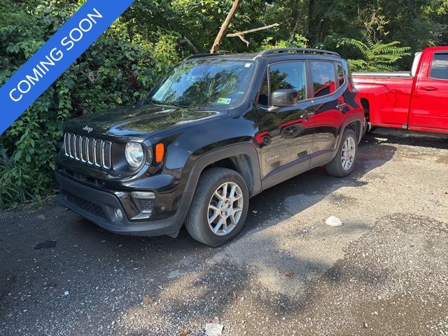 2019 Jeep Renegade Latitude photo 2