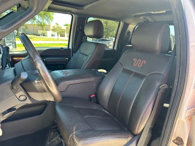 2016 Ford F-350 Lariat photo 9