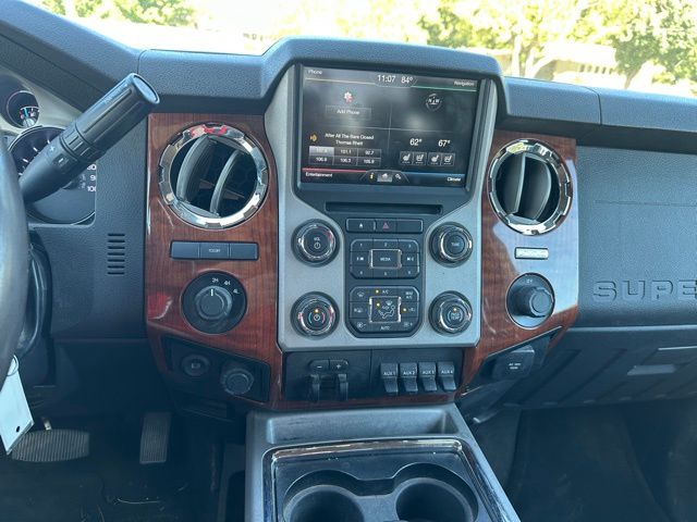 2016 Ford F-350 Lariat photo 15