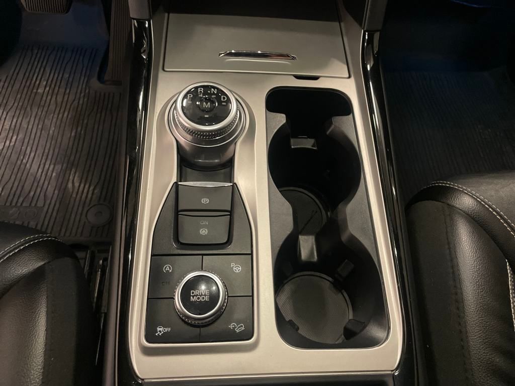 2022 Ford Explorer ST photo 12
