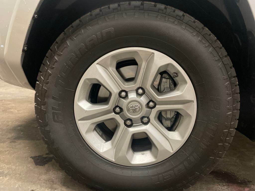2021 Toyota 4Runner TRD Off-Road photo 7