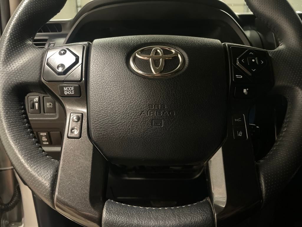 2021 Toyota 4Runner TRD Off-Road photo 8