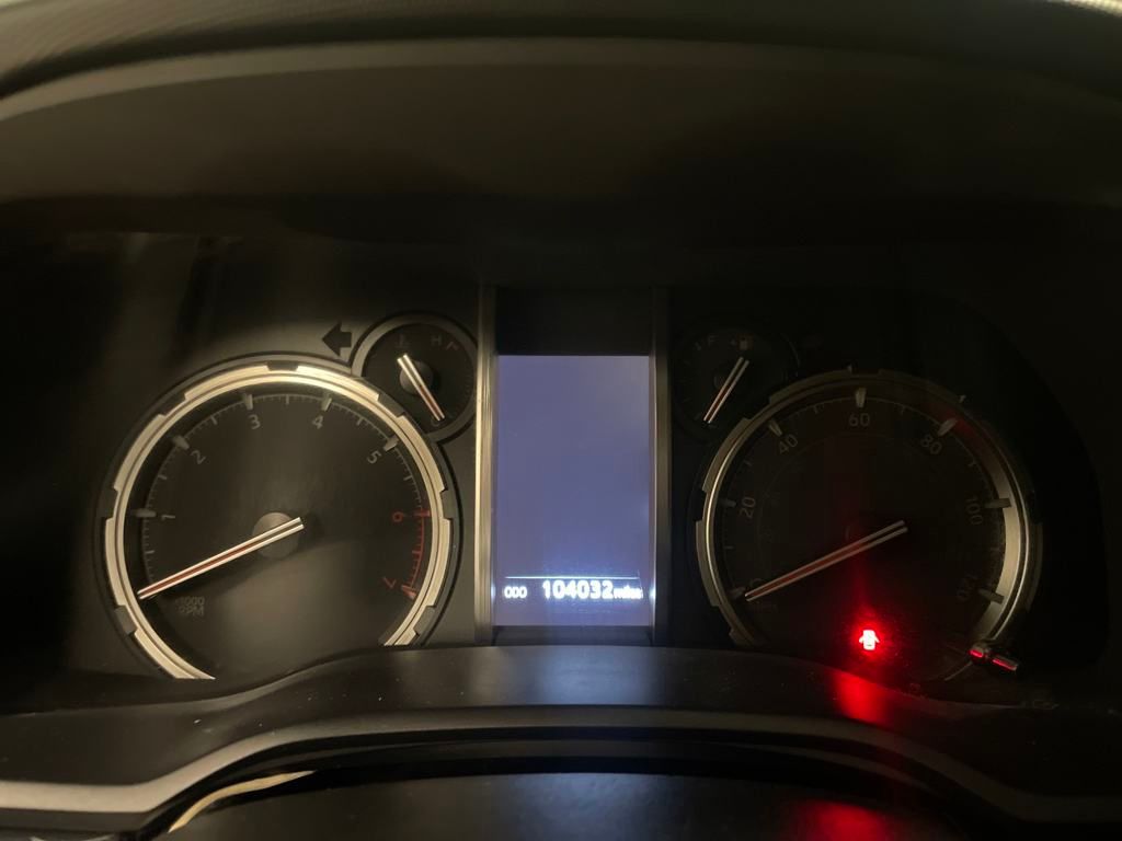 2021 Toyota 4Runner TRD Off-Road photo 9