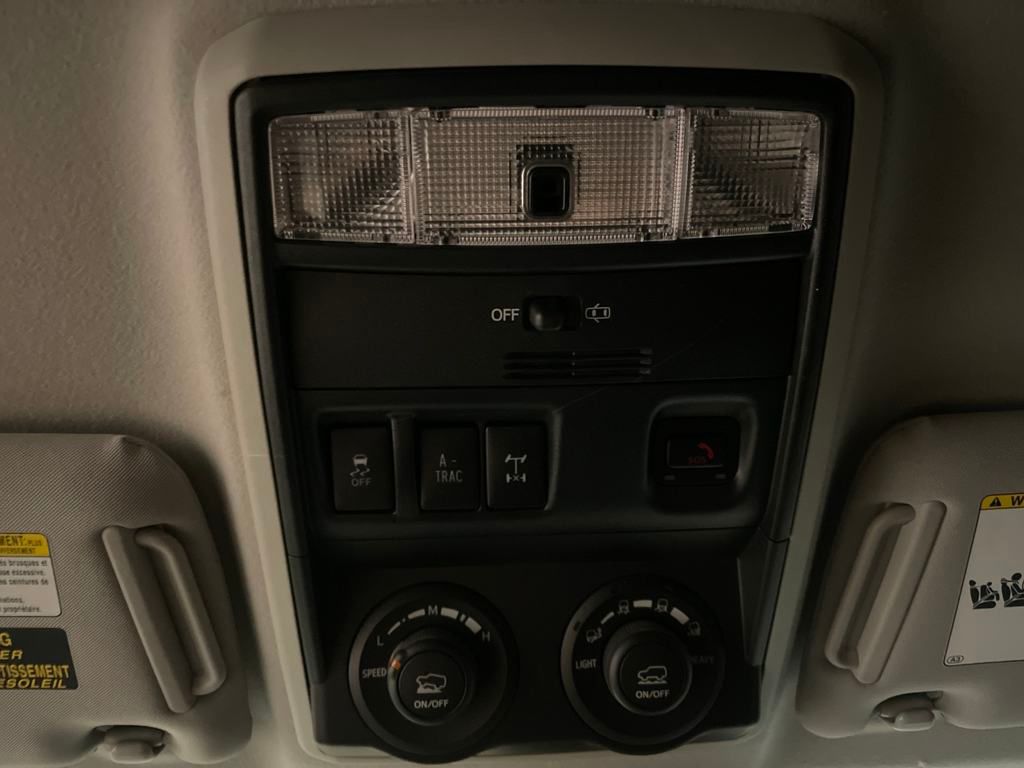 2021 Toyota 4Runner TRD Off-Road photo 13