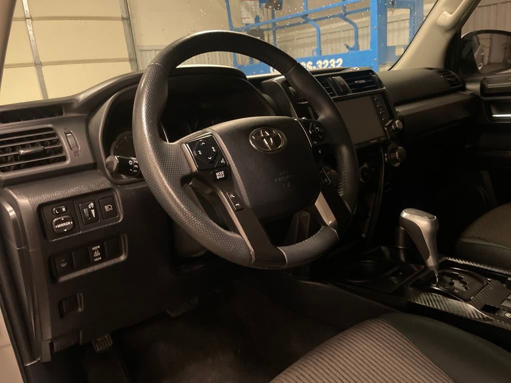 2021 Toyota 4Runner TRD Off-Road photo 17