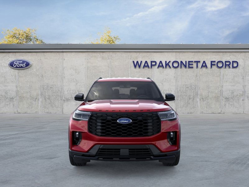 2025 Ford Explorer ST-Line photo 2