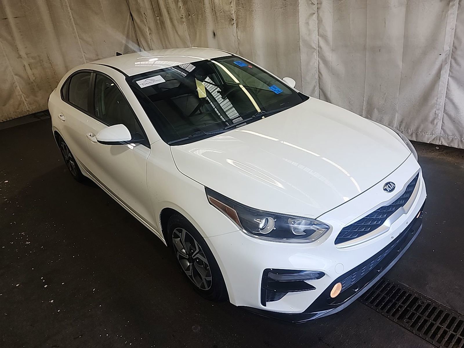 Used 2021 Kia Forte LXS with VIN 3KPF24AD4ME264686 for sale in Kansas City