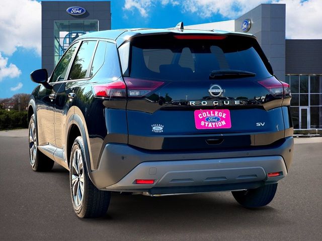 2023 Nissan Rogue SV photo 4