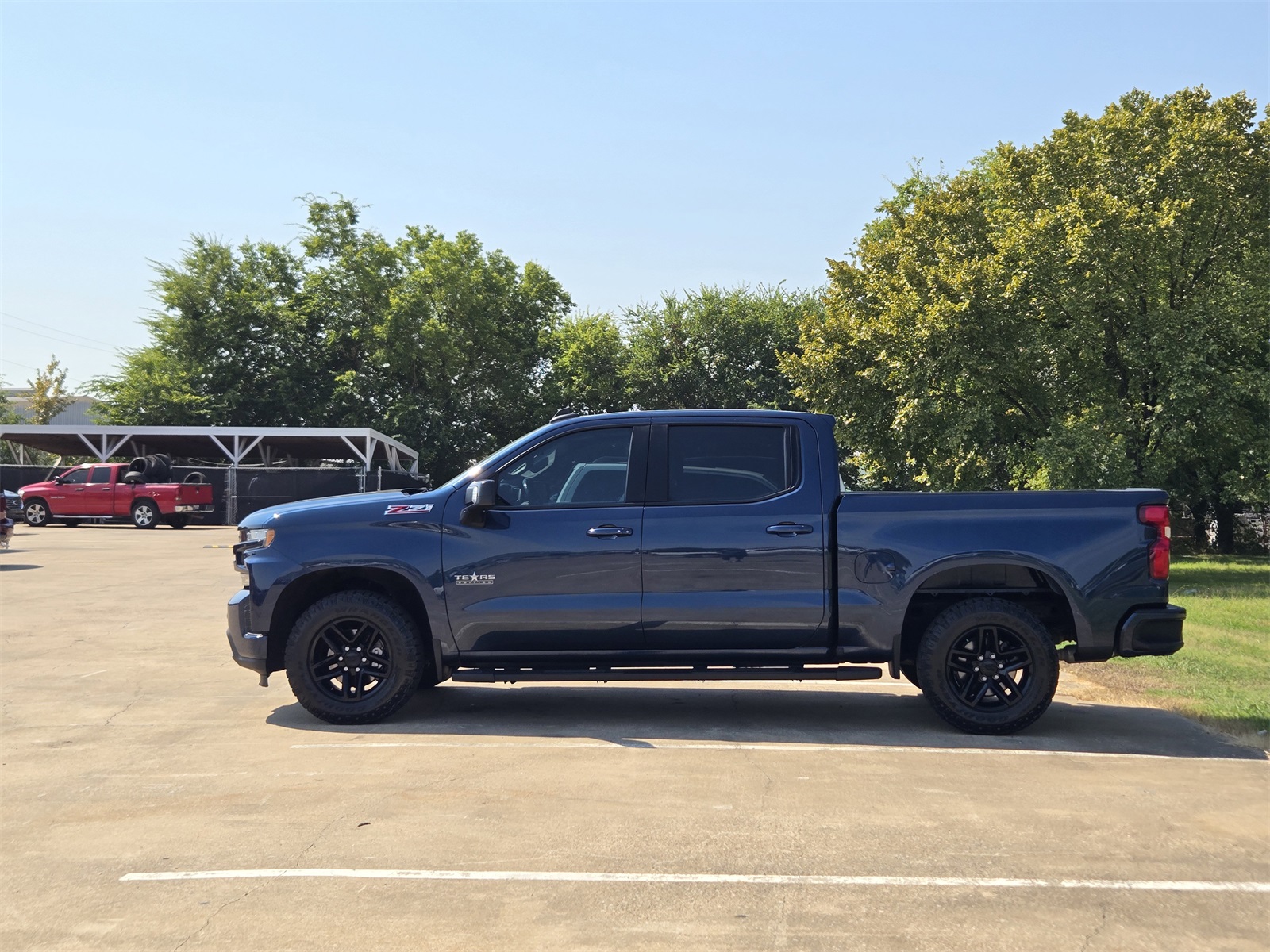 2020 Chevrolet Silverado 1500 RST photo 4