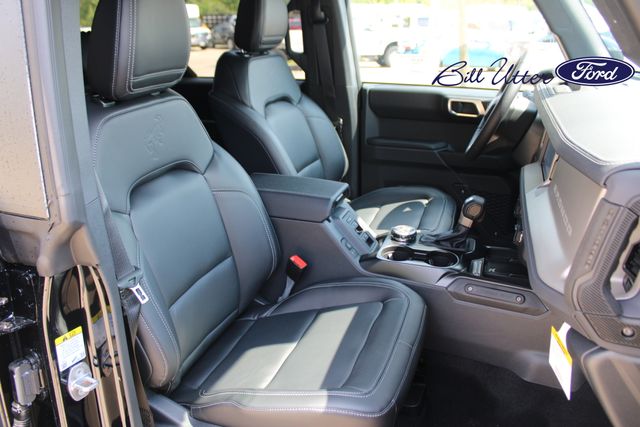 2025 Ford Bronco Outer Banks photo 7