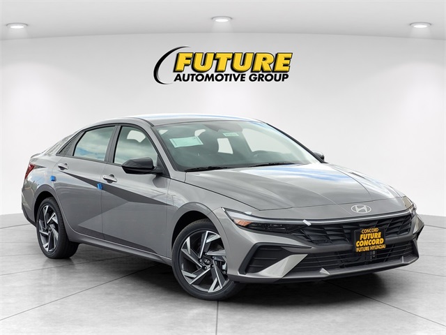 Used 2025 Hyundai Elantra Hybrid SEL Sport