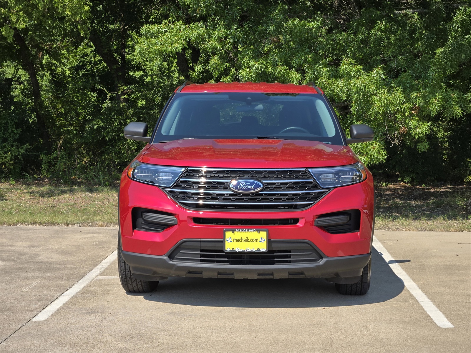 2022 Ford Explorer XLT photo 2