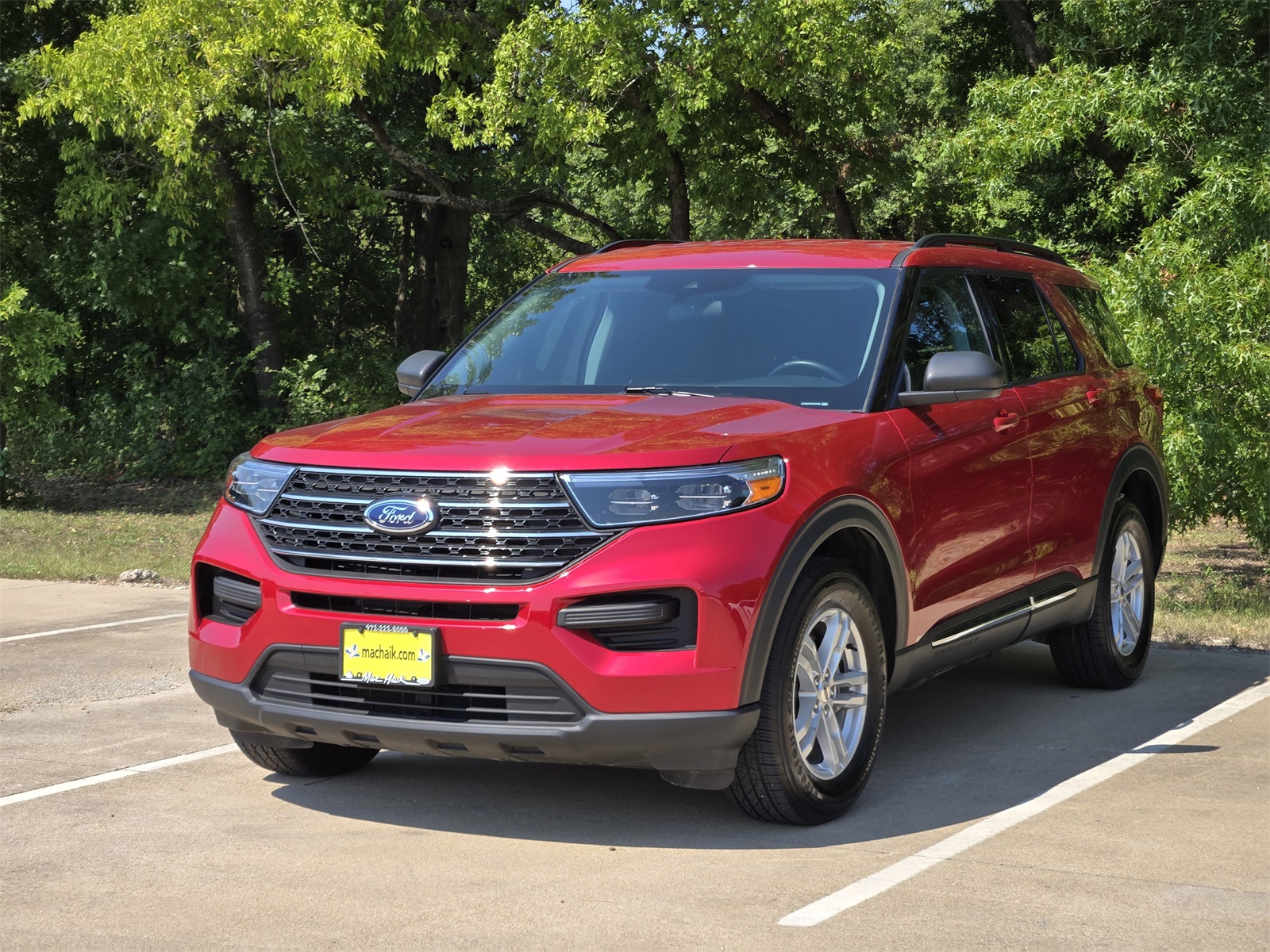 2022 Ford Explorer XLT photo 3