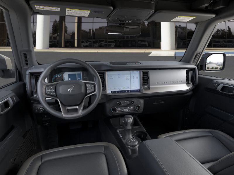 2025 Ford Bronco Outer Banks photo 9