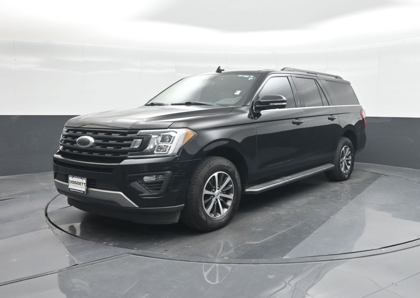 2021 Ford Expedition XLT's photo