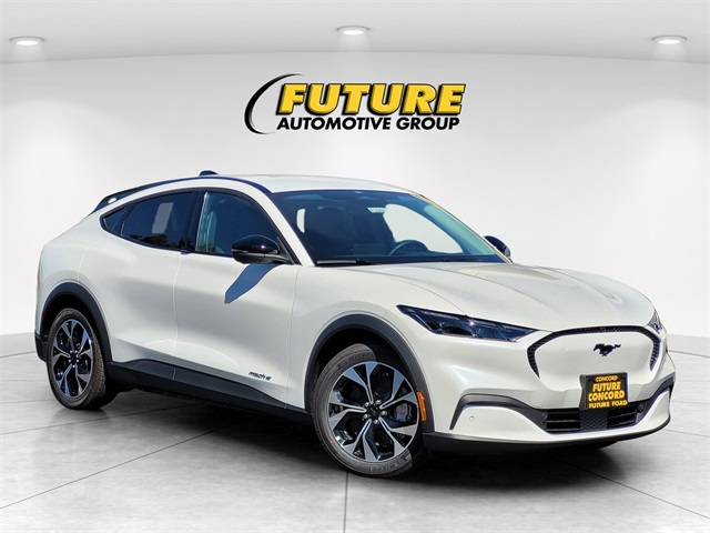 2025 Ford Mustang Mach-E Select