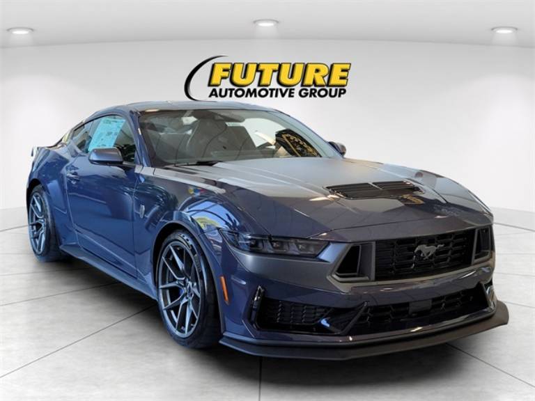 2025 Ford Mustang Dark Horse