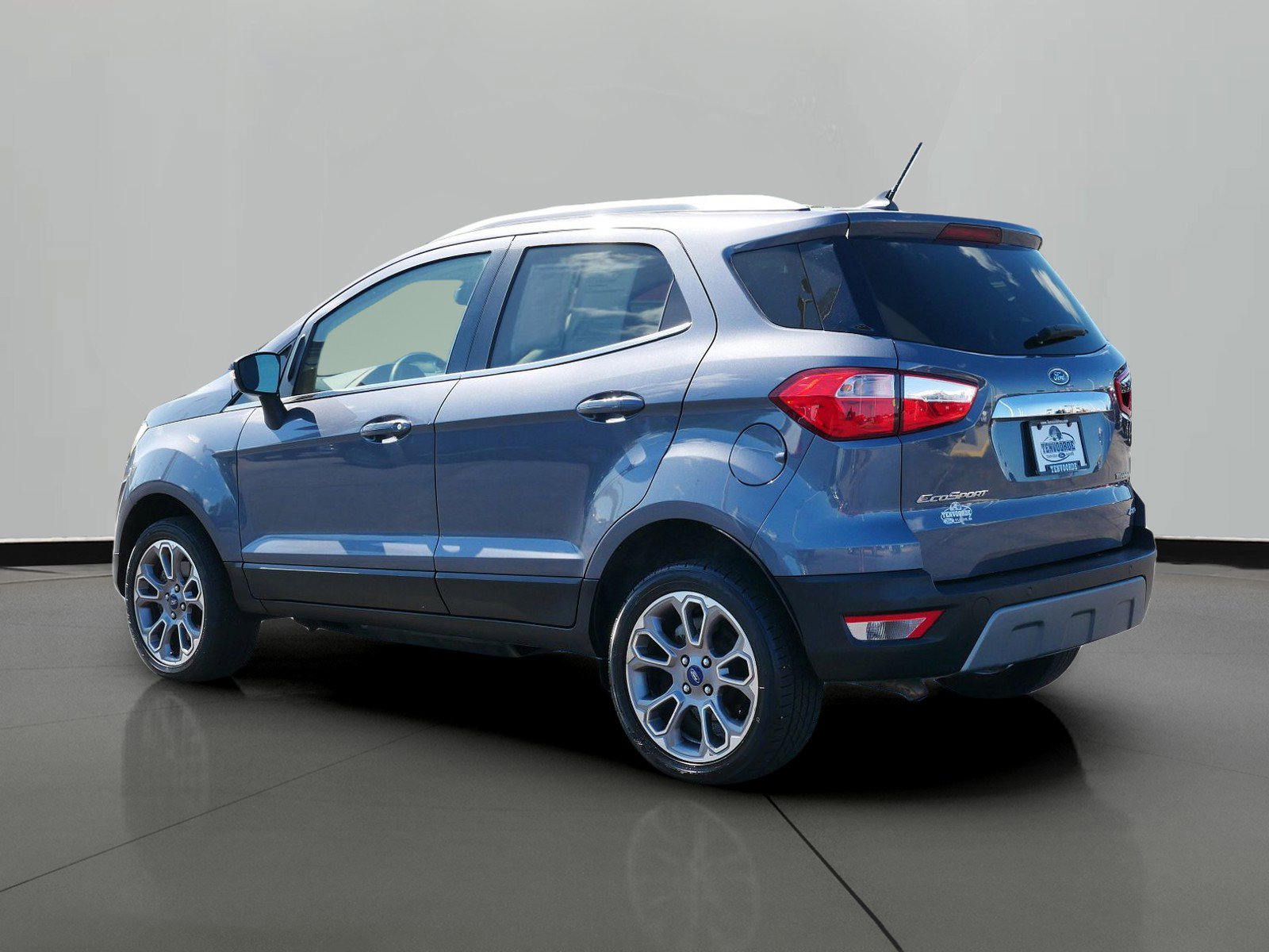 Used 2018 Ford Ecosport Titanium with VIN MAJ6P1WL2JC216757 for sale in St. Cloud, Minnesota