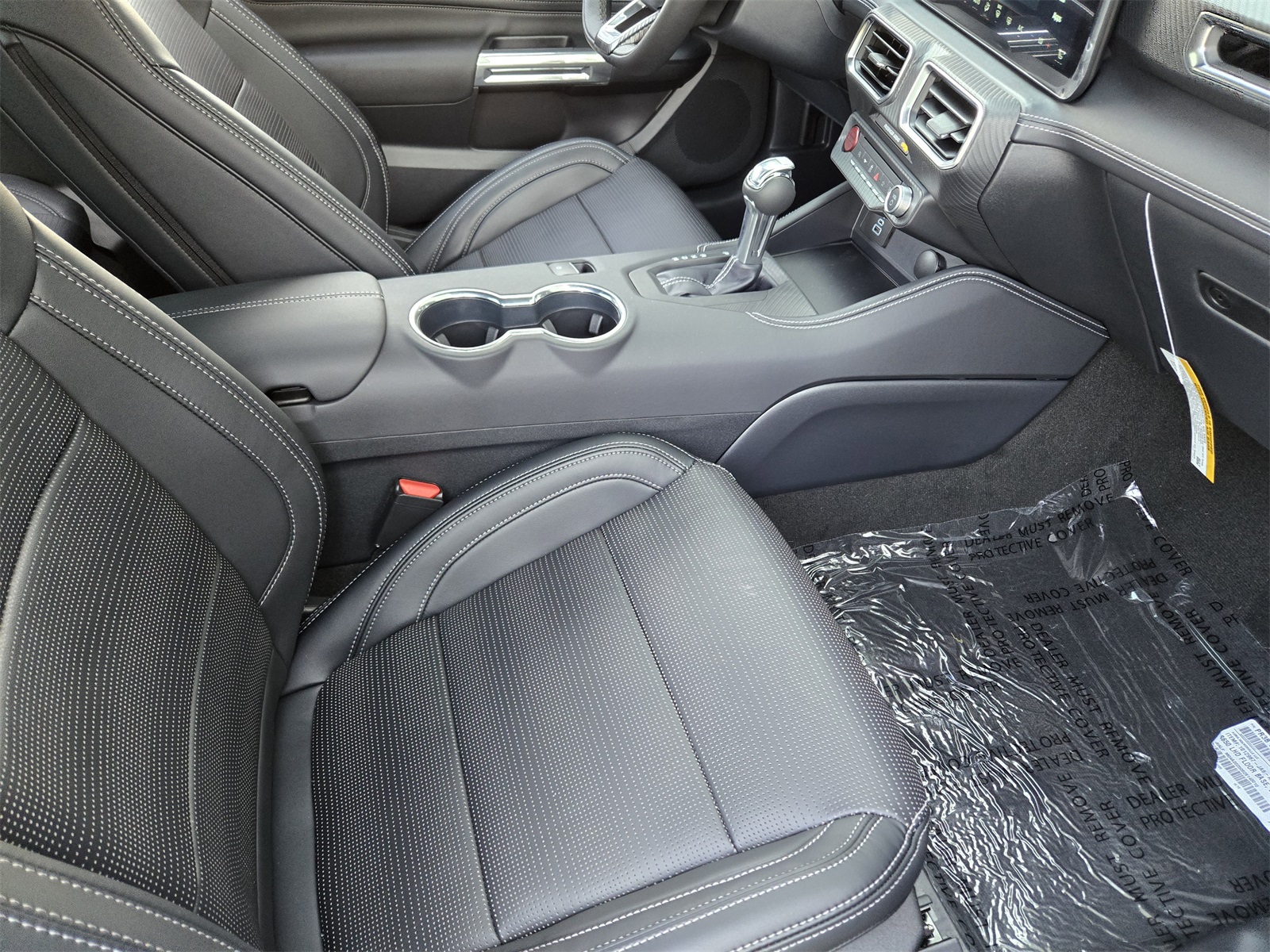 2025 Ford Mustang GT Premium photo 9