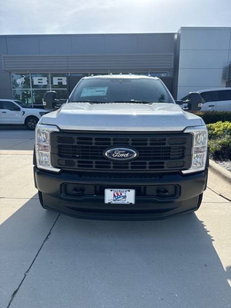 2024 Ford F-550SD XL