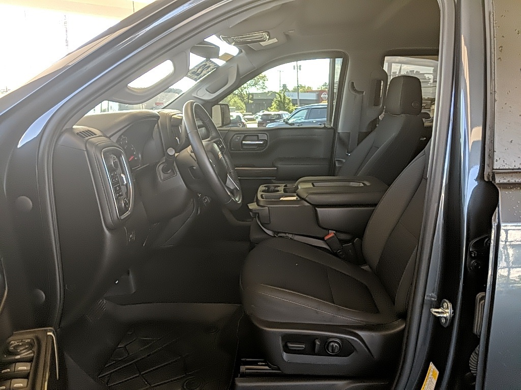 2022 Chevrolet Silverado 1500 LT photo 8