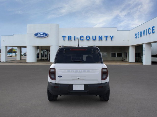 2025 Ford Bronco Sport Outer Banks photo 4