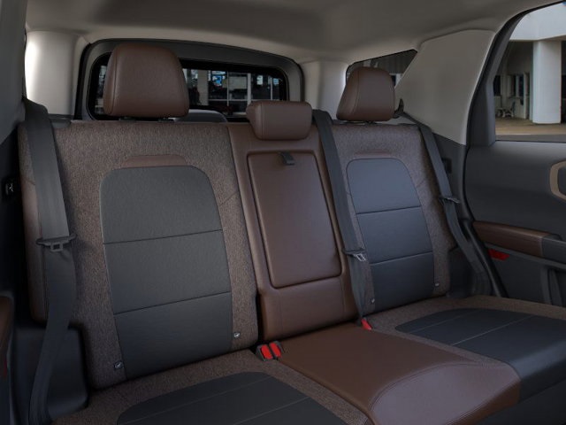 2025 Ford Bronco Sport Outer Banks photo 4