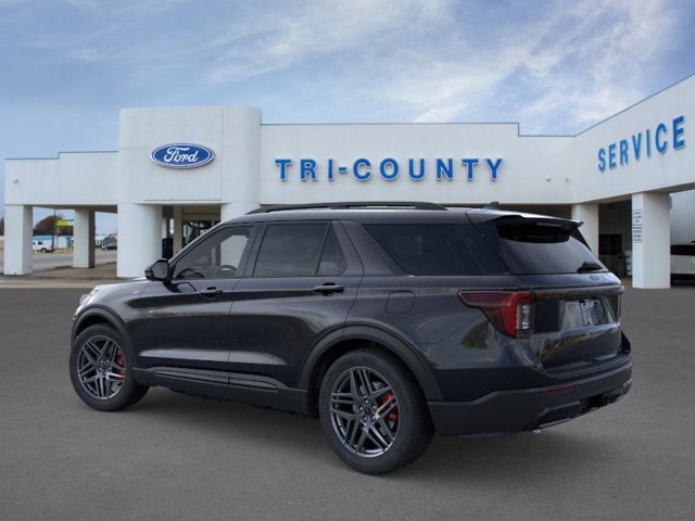 2025 Ford Explorer ST-Line photo 2