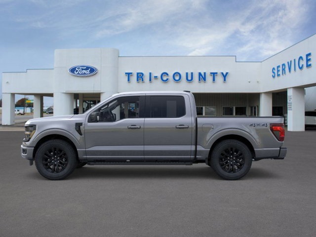 2025 Ford F-150 XLT photo 2