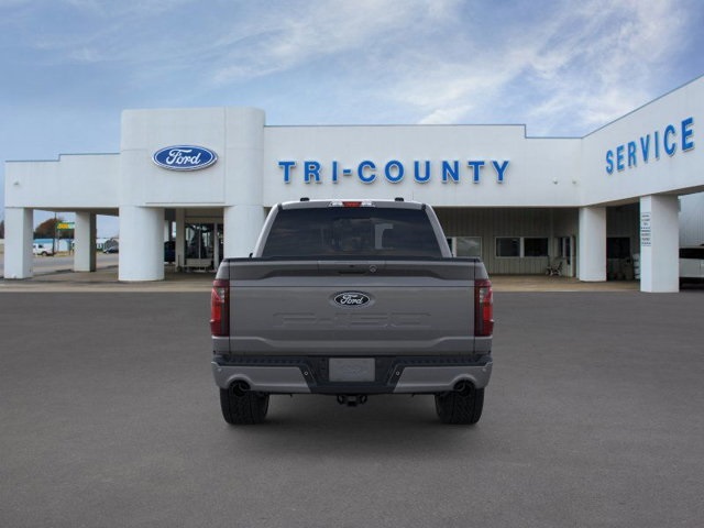 2025 Ford F-150 XLT photo 4