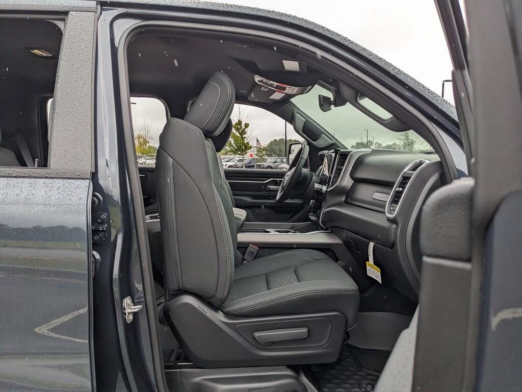 2026 Ram 1500 Big Horn photo 35
