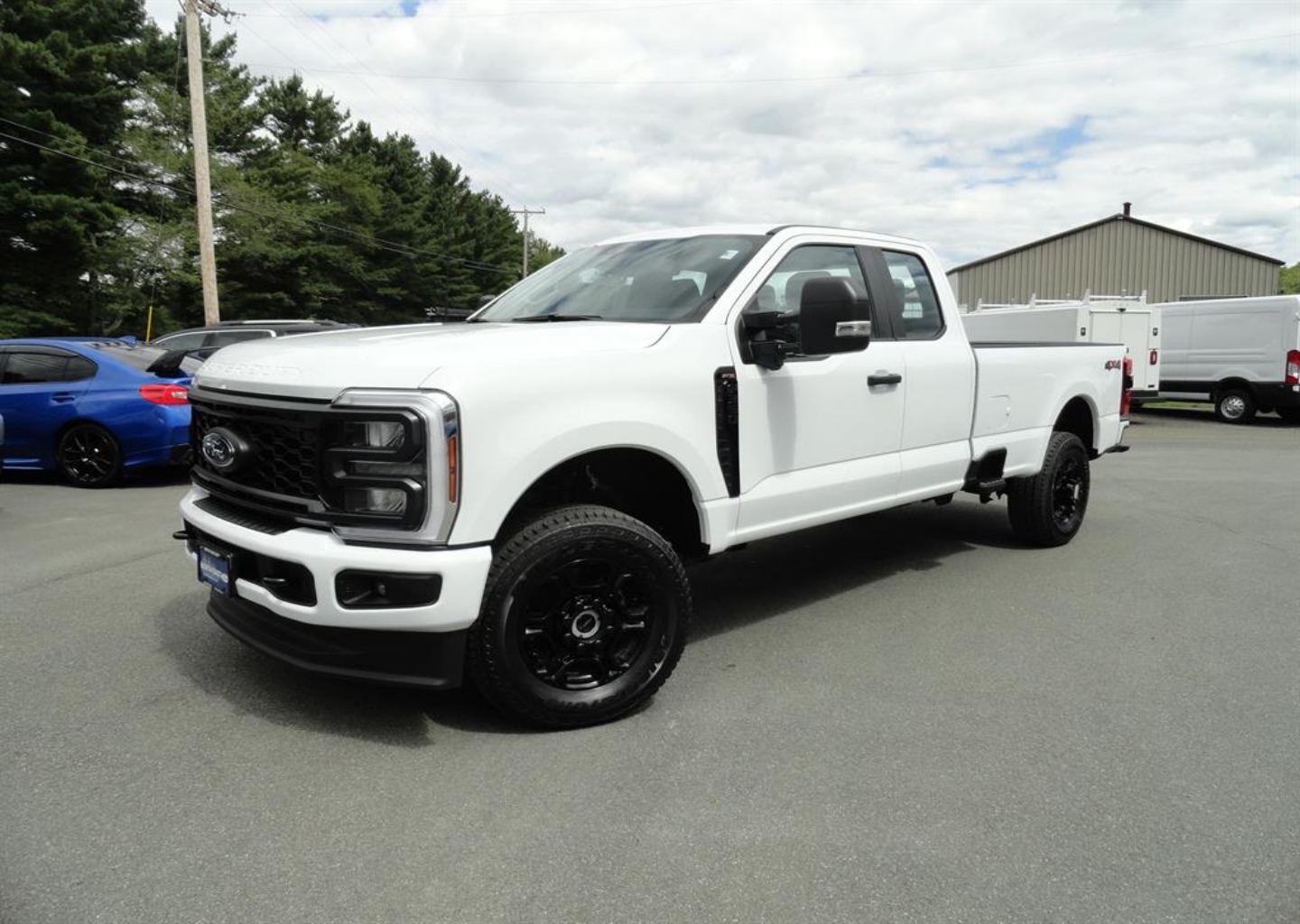 2026 Ford F-350 Super Duty XL's photo