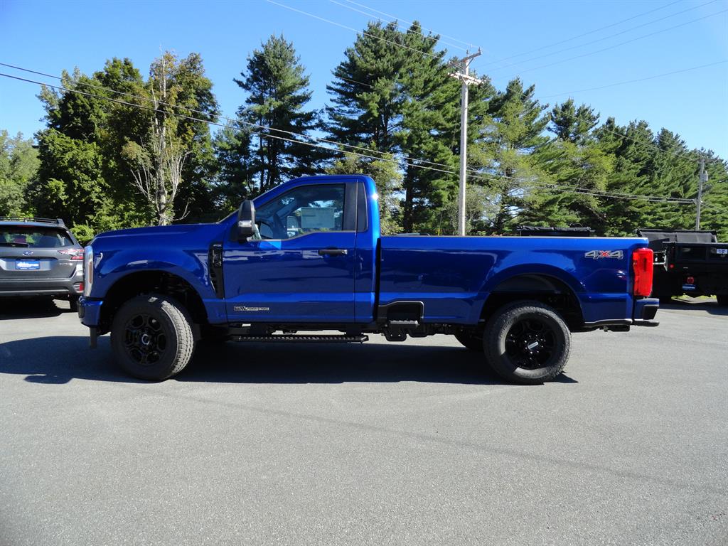 2026 Ford F-350 photo 8