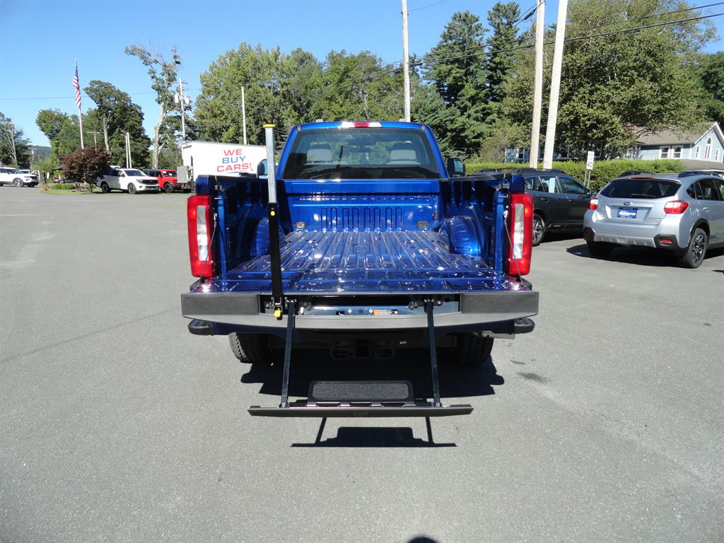 2026 Ford F-350 photo 18