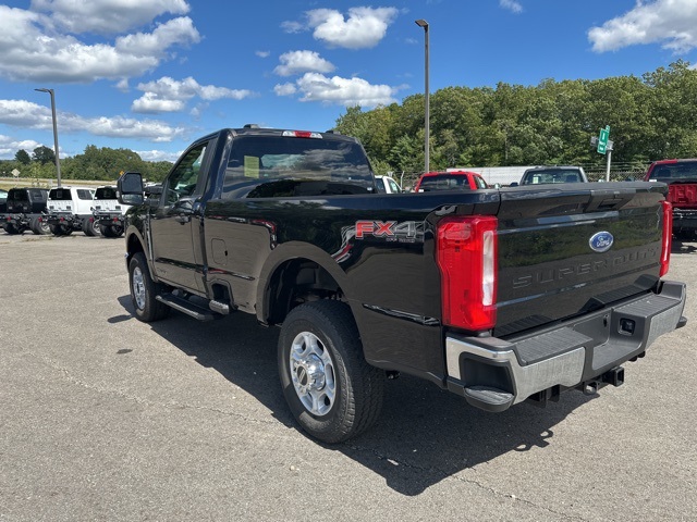 2026 Ford F-350 photo 2