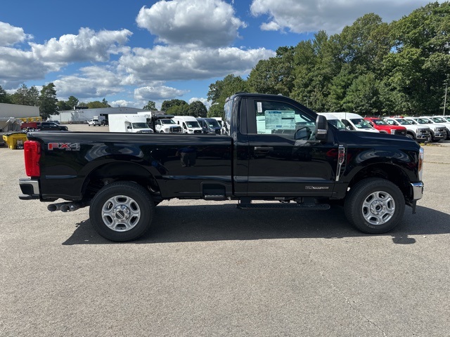 2026 Ford F-350 photo 5