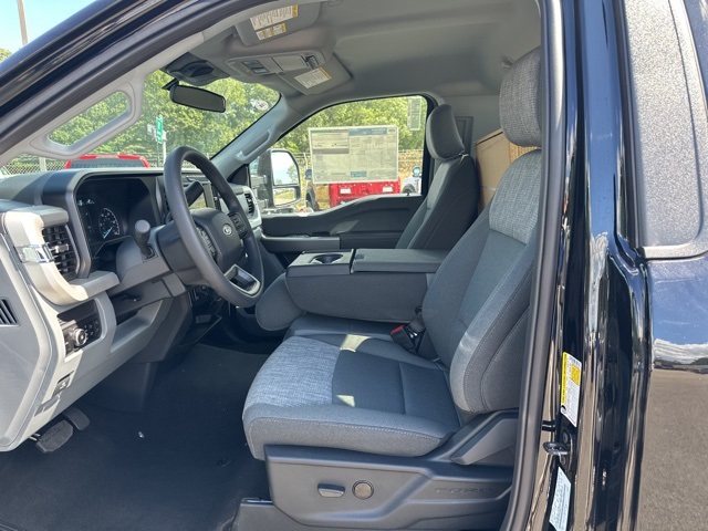 2026 Ford F-350 photo 11