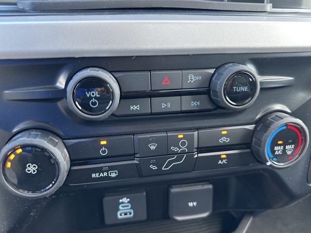 2026 Ford F-350 photo 16
