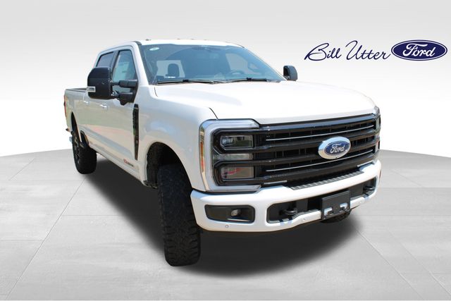 2026 Ford F-250 photo 2