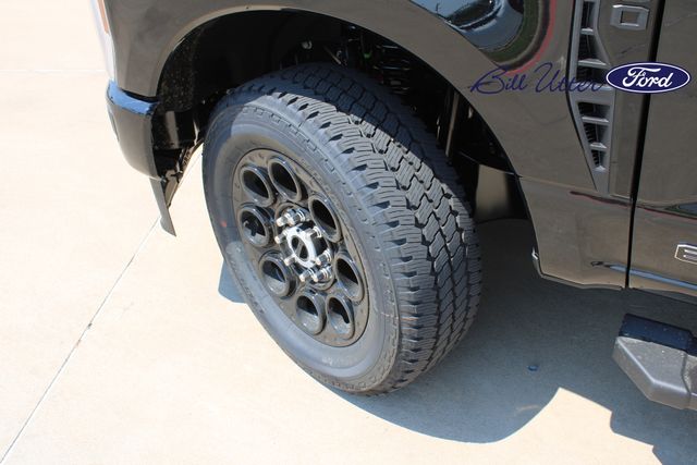 2026 Ford F-250 photo 5