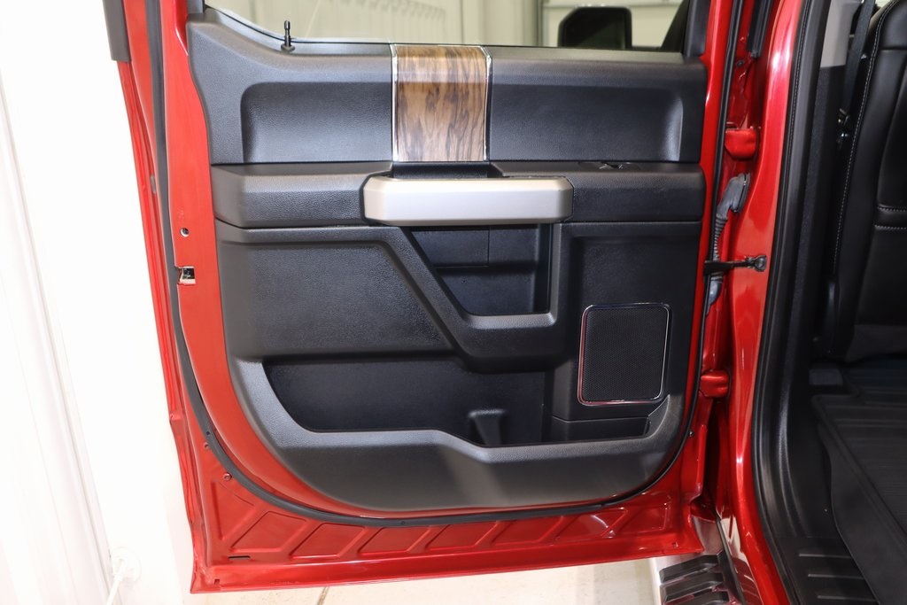 2020 Ford F-150 Lariat photo 14