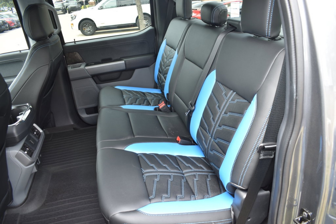 2024 Ford F-150 Lightning XLT - Photo 16