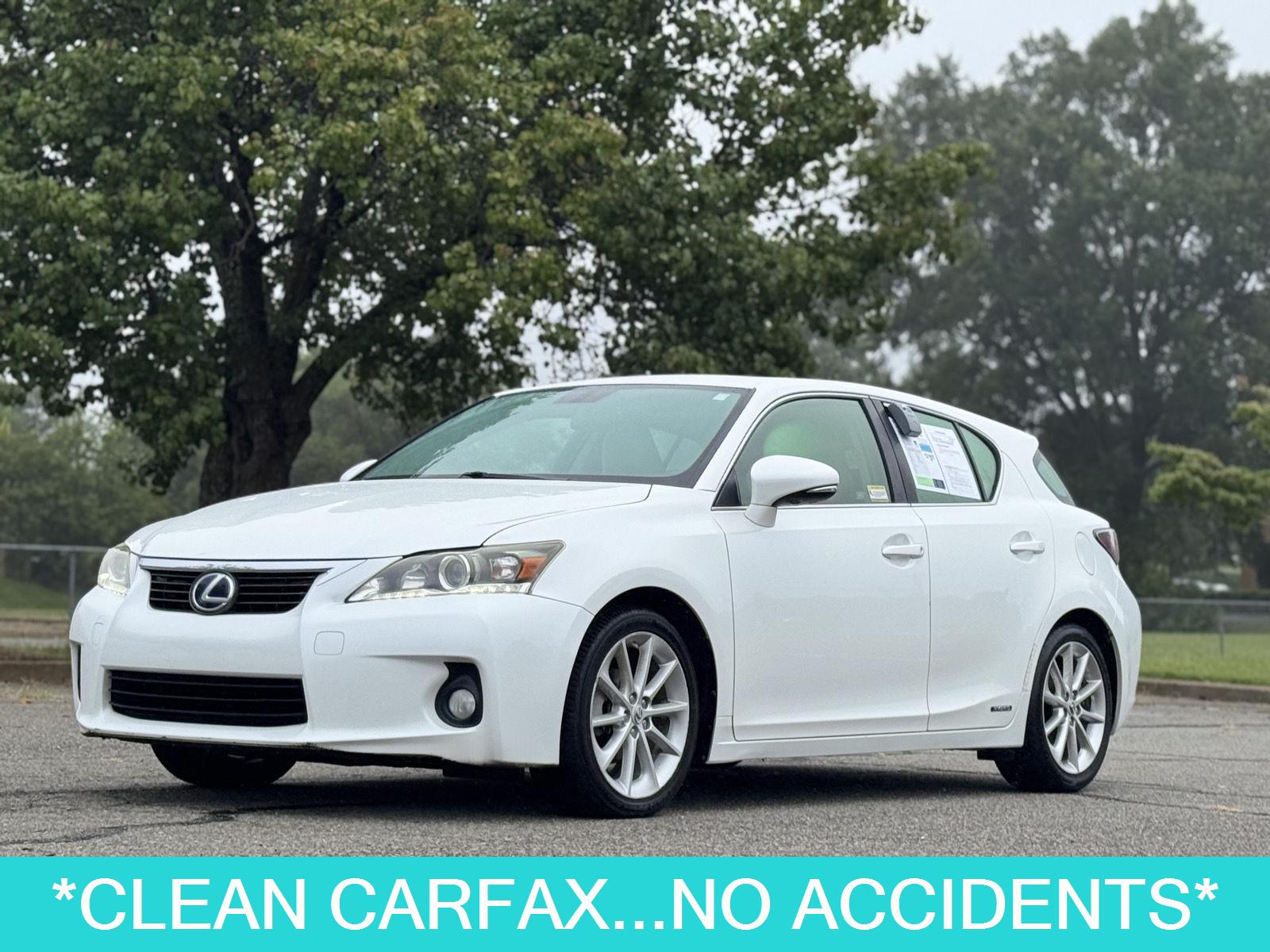 2012 Lexus CT 200h photo 2