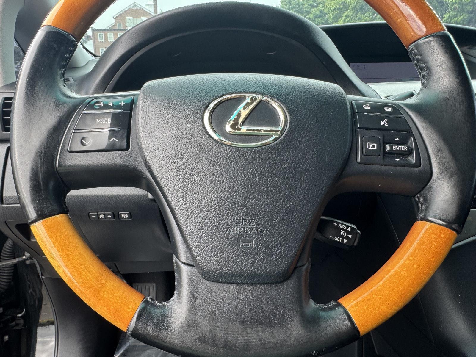 2011 Lexus RX 350 photo 14