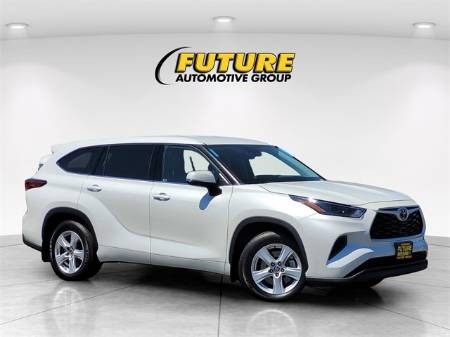 2022 Toyota Highlander L