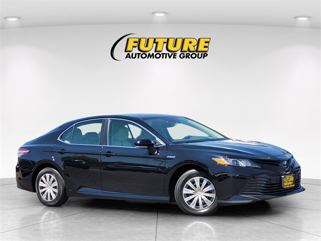 2020 Toyota Camry Hybrid LE